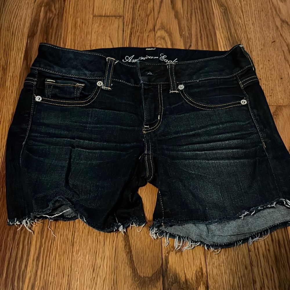 AMERICAN EAGLE STRETCH SHORTS